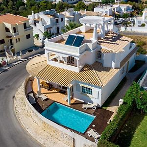Villa Cecilia