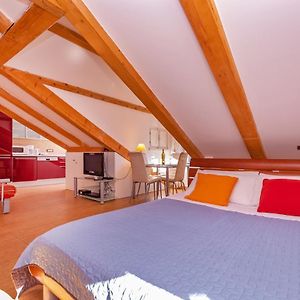 Apartments Espana 3