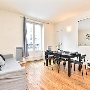 Appartement à 2 Chambres à Coucher