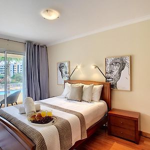 Aidan Apartment By Lovelystay