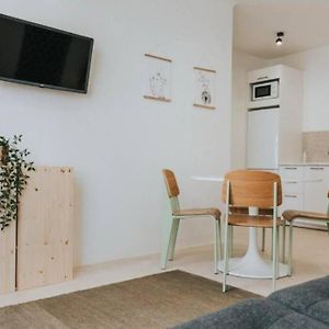 Appartement à 3 Chambres à Coucher