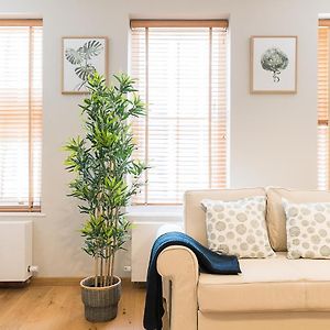 Stylish Stays By Russel Square