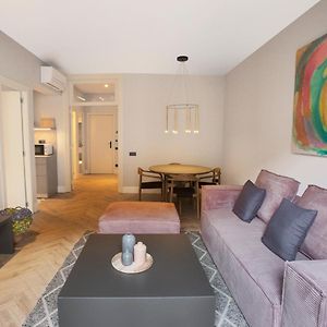 Appartement à 2 Chambres à Coucher