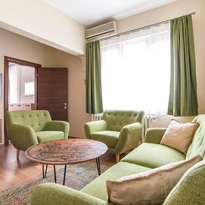 Appartement à 2 Chambres à Coucher