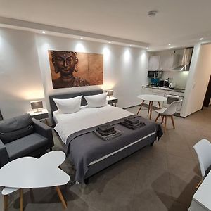 Check-Inn Hotels - Essen