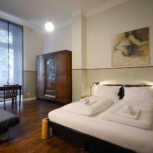 Appartement à 3 Chambres à Coucher