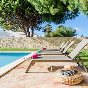 Villa Protea - 5 Bedroom, Beach, Air-Con, Wifi