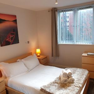 Appartement à 2 Chambres à Coucher