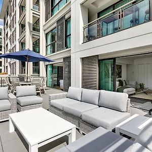 Ultimate Outdoor-Living Urban Getaway! 1 Carpark