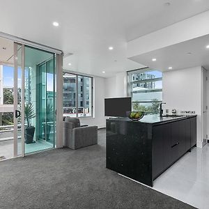 Qv Upscale Modern Viaduct Apt With Parking - 965