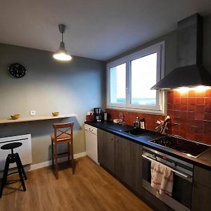 Appartement à 3 Chambres à Coucher