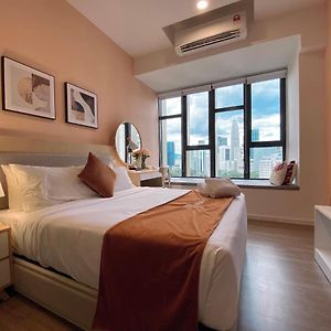 Studio de Conception Lit Queen-Size