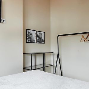 Appartement à 3 Chambres à Coucher