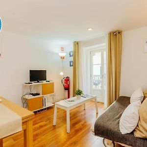 Rent4Rest Bairro Alto Charming 1Bd Apartment