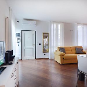Appartement à 3 Chambres à Coucher