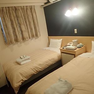 Studio Lit Queen-Size