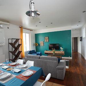 Appartement à 2 Chambres à Coucher