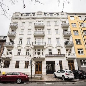 Appartement à 3 Chambres à Coucher