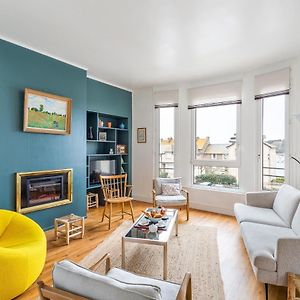 Appartement à 3 Chambres à Coucher