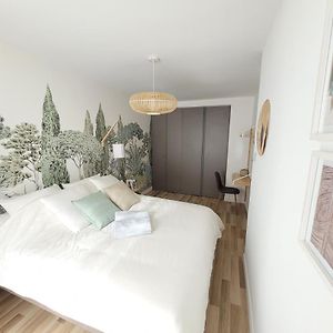Appartement à 2 Chambres à Coucher