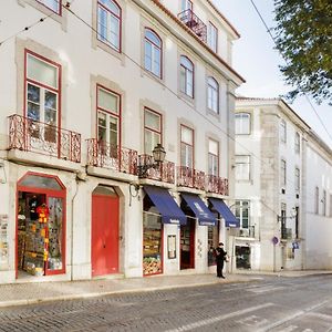 Alfama Sophisticate Flat With Balconies 2Bedrs 2Baths & Ac In 19Th Century Building Historic Center