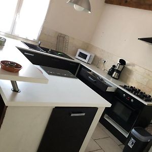 Appartement à 3 Chambres à Coucher