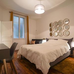 Large Flat At 2 Steps From The Eiffel Tower
