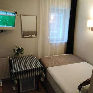 Chambre Budgétée Lit King-Size