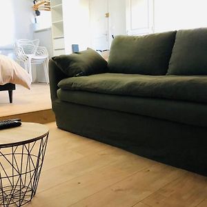 Studio vue mer dans le quartier de saint Victor