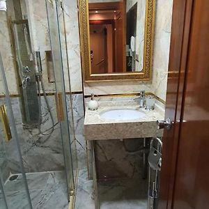 Chambre Standarde Lit King-Size