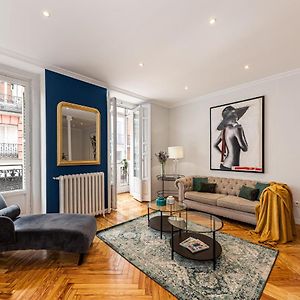 Appartement à 3 Chambres à Coucher