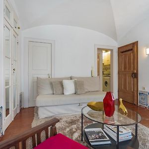 Romantic Apartment + Tejo River View