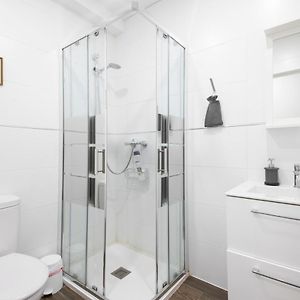 Private Bathroom Single Room