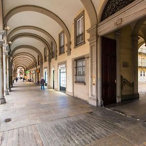 Porta Susa Central & Roomy Flat