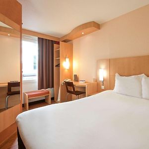 Chambre Standarde Lit Queen-Size
