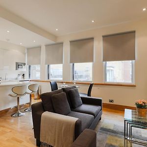 Studio de Luxe