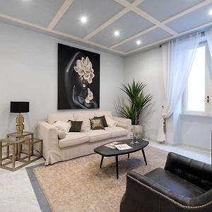 Divo Apartments - Spanish Steps