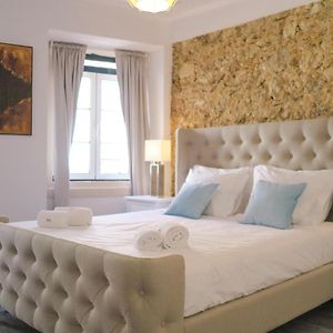 Liberdade Stylish Apt With Balcony