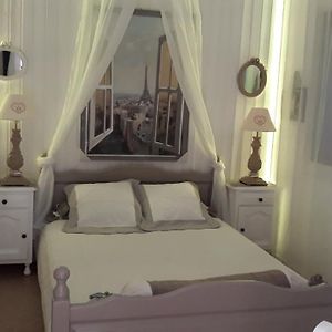 Chambre Standarde Lit Queen-Size