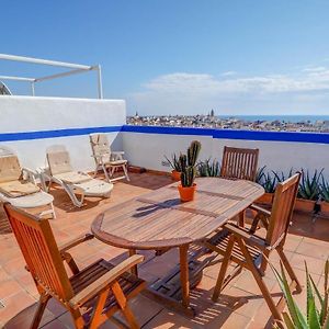 Linda Vista Oasis Penthouse By Hello Homes Sitges