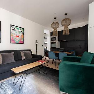 Appartement à 2 Chambres à Coucher