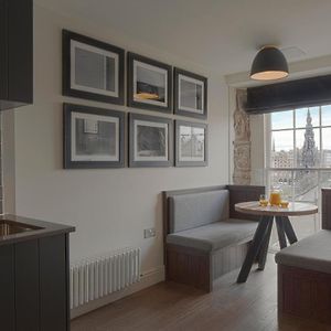 Appartement de Luxe à 1 Chambre à Coucher