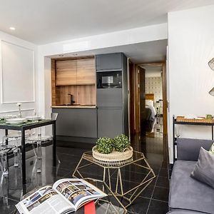 Appartement à 2 Chambres à Coucher