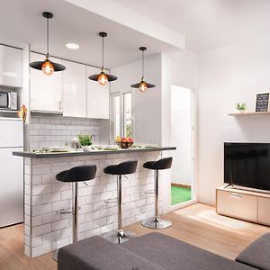Appartement à 3 Chambres à Coucher