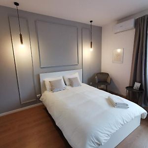 On The River Ultra Central Suites