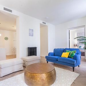 Appartement à 5 Chambres à Coucher