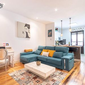 Apartment Between Old Town & Guggenheim!! Private Parking