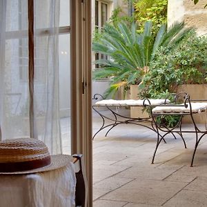 Autour Du Petit Paradis