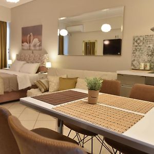 Cozy Luxury Apartment In The Heart Of Athens 8-2