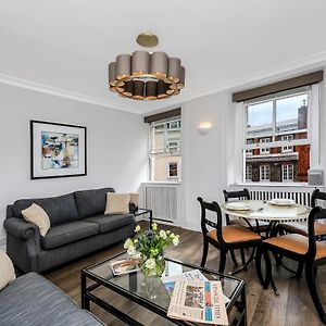 Appartement à 2 Chambres à Coucher
